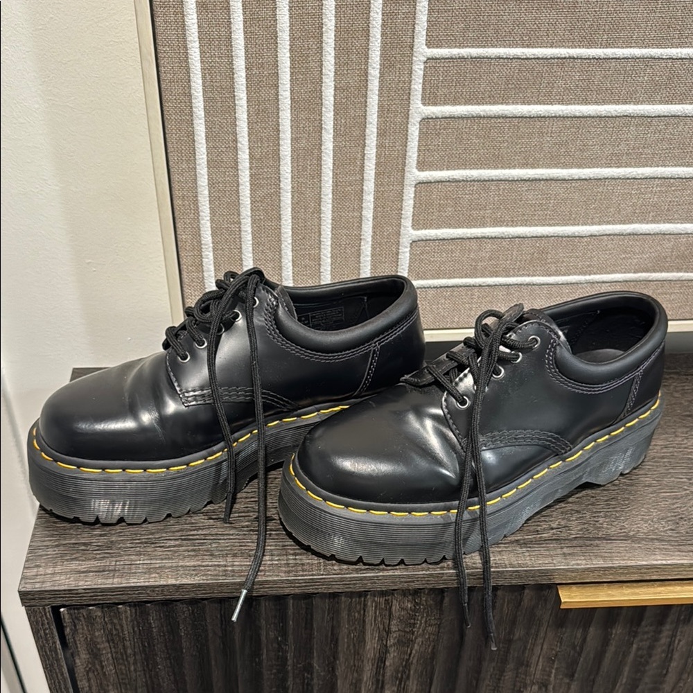 Dr. Martens - 8053 platforms